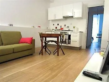 Ferienwohnung Temporary House - Milan Design District Apartment